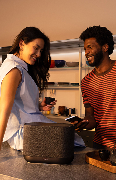 Denon Home 400 detail